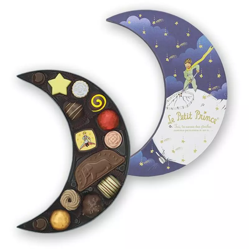 Moon shape chocolate packaging box