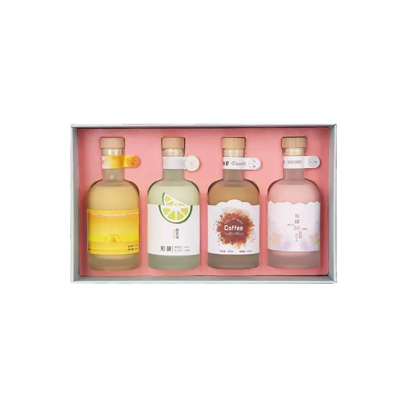 Two piece wine box with insert